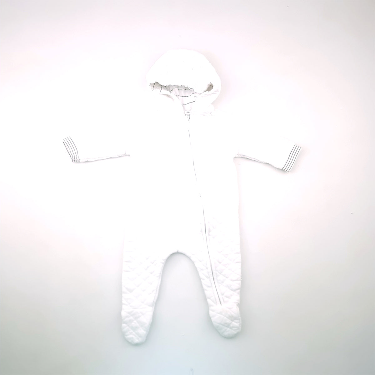 *PLAYGROUND* 36m Unisex White Criss Cross Sleep Suit Woolworths Jolly Monsters