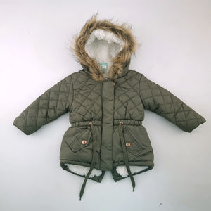 <b><span style="background-color: #FFC808"><font color="black">&nbsp;*PLAYGROUND*&nbsp;</font></span></b> 12-18M Girls Green Puffer Jacket with Fur Hoody - Ackermans
