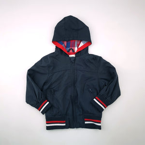 <b><span style="background-color: #FFC808"><font color="black">&nbsp;*PLAYGROUND*&nbsp;</font></span></b> 3-4Y Boys Blue with Red and White Stripes Trim Hoody Jacket - Rebel (Marked Label)
