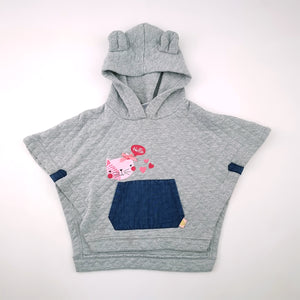 <b><span style="background-color: #FFC808"><font color="black">&nbsp;*PLAYGROUND*&nbsp;</font></span></b> 12-18M Girls Grey With Cat Poncho - Ackermans