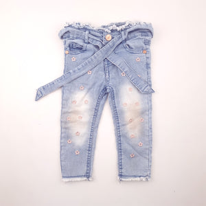 <b><span style="background-color: #FFC808"><font color="black">&nbsp;*PLAYGROUND*&nbsp;</font></span></b> 12-18M Girls Dirty Look Denim with Pink Flowers - Ackermans