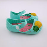 <b><span style="background-color: #ee1f44"><font color="white">&nbsp;*NEW*&nbsp;</font></span></b> Size 6 Girls Green With Pineapple Shoes - Blu Belle