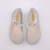 <b><span style="background-color: #ee1f44"><font color="white">&nbsp;*NEW*&nbsp;</font></span></b> Size 9 Silver Glitter Shoes - Blu Belle