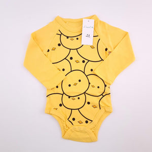 <b><span style="background-color: #ee1f44"><font color="white">&nbsp;*NEW*&nbsp;</font></span></b> 3-6M Unisex Yellow With Chicks Onesies - All Heart