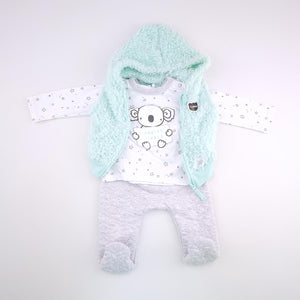 <b><span style="background-color: #ee1f44"><font color="white">&nbsp;*NEW*&nbsp;</font></span></b> 3-6M Unisex 3 Piece Fluffy Set - Ackermans