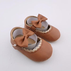 <b><span style="background-color: #ee1f44"><font color="white">&nbsp;*NEW*&nbsp;</font></span></b> Size 1 Girls Baby Cartoon Appliques Flats Brown - Shein