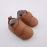 <b><span style="background-color: #ee1f44"><font color="white">&nbsp;*NEW*&nbsp;</font></span></b> Size 1 Brown Fold Over Shoe - Shein